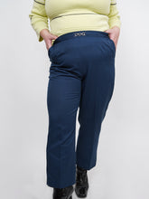 Load image into Gallery viewer, Navy cropped trousers (L-XL)
