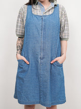 Load image into Gallery viewer, Zippered denim jumper dress (L)
