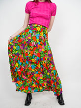 Load image into Gallery viewer, 70s flower power pleated maxi skirt (XS)
